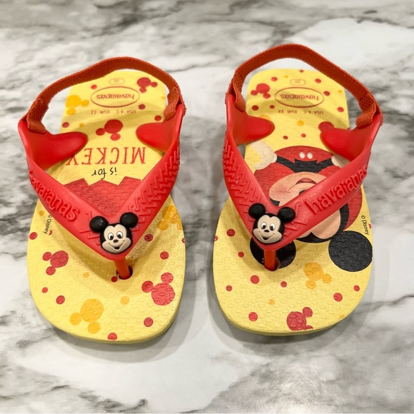 Havaianas Mickey Mouse Sandals - Picture 1 of 4